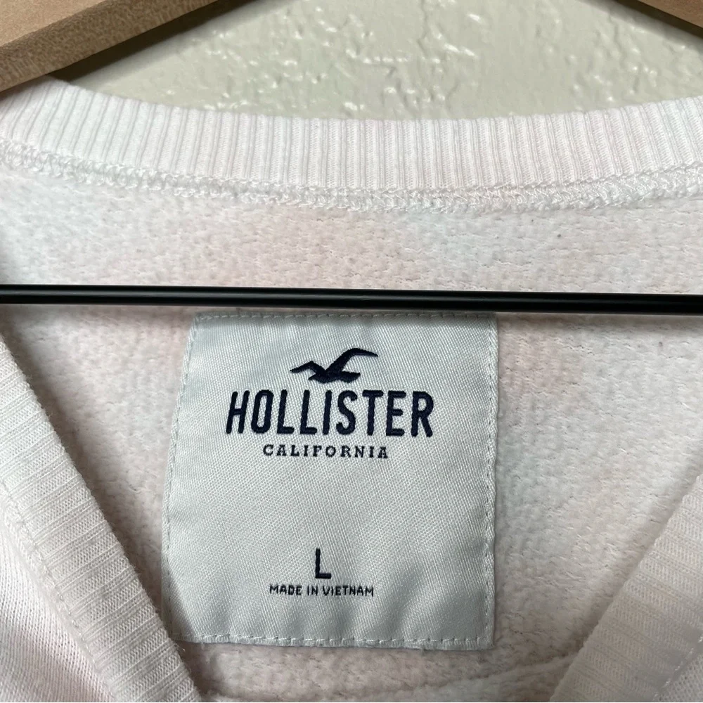 Hollister Cropped Embroidered Tie Dye Crewneck Long Sleeve Floral